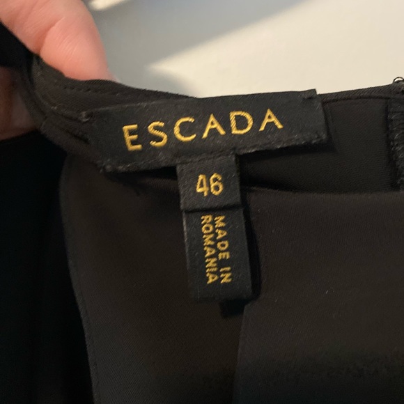 Escada black tunic with cape- like detail size 46 - Picture 2 of 3